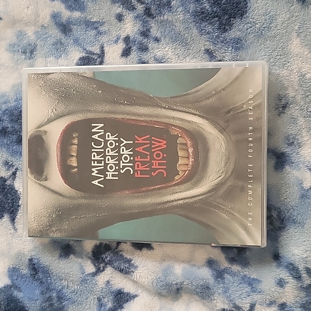 AHS Freak Show Complete 4th Season DVD Set